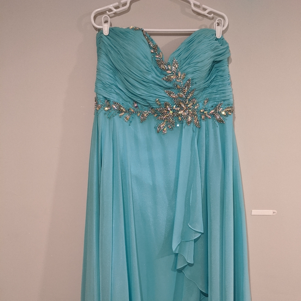 Plus Size Strapless Blue Prom Dress Size 20